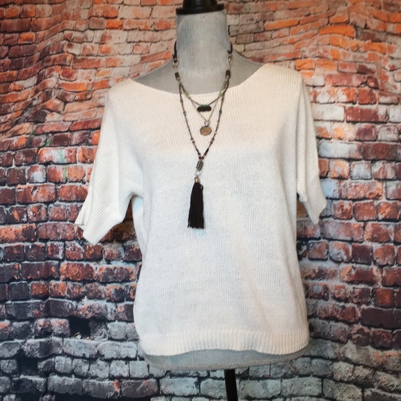 American Eagle Outfitters Sweaters - AEO Short sleeve creamy white sweater